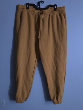 tek gear Men's Drawstring Joggers in Caramel Brown
